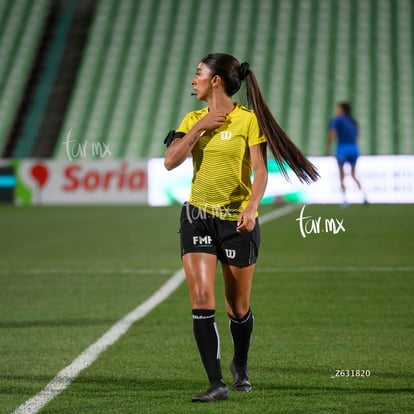 Fernanda Juárez, árbitro | Santos Laguna vs Rayadas J13