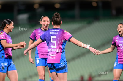 festejan gol, Merel Van Dongen | Santos Laguna vs Rayadas J13