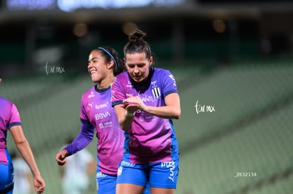 festejan gol, Merel Van Dongen | Santos Laguna vs Rayadas J13