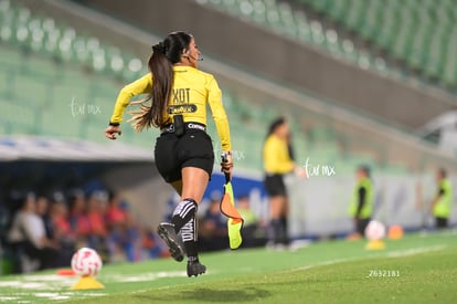 Fernanda Juárez, árbitro | Santos Laguna vs Rayadas J13