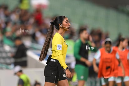 Fernanda Juárez, árbitro | Santos Laguna vs Rayadas J13