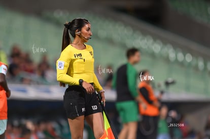 Fernanda Juárez, árbitro | Santos Laguna vs Rayadas J13