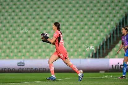 Paola Manrique | Santos Laguna vs Rayadas J13