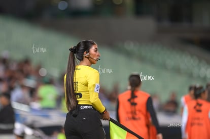 Fernanda Juárez, árbitro | Santos Laguna vs Rayadas J13