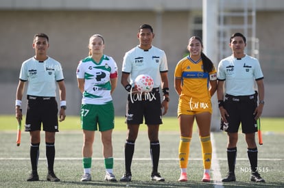 capitanas María De León, Alexa Gutiérrez | Santos Laguna vs Tigres UANL S19