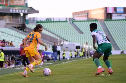 Anika Rodríguez, Sandra Nabweteme | Santos vs Tigres femenil