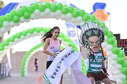 Jessica Flores, campeona | SantosK 10K y 5K 2025