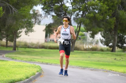 Mauricio Herrera, campeón | Triatlón Campestre Torreón 2025