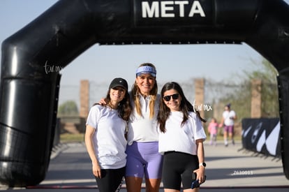 Ana Janeth, Hilda G, Marijose | Women on the move 5K y 3K Día de la Mujer