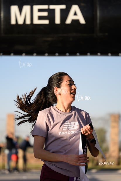 Isabel Vélez, Bengalas | Women on the move 5K y 3K Día de la Mujer