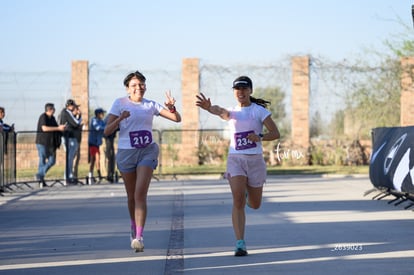 Gaby Casas, Lesly Mariana, Bengalas | Women on the move 5K y 3K Día de la Mujer